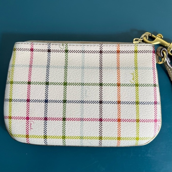 Coach Peyton Heritage Tattersall Multicolor Wristlet Pouch EUC - Picture 2 of 8